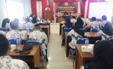 Rapat Besar PGRI Dompu - Persatuan Guru Republik Indonesia Cabang Dompu